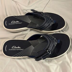 Clarks Women's Cloudsteppers Comfort Slides size 8M